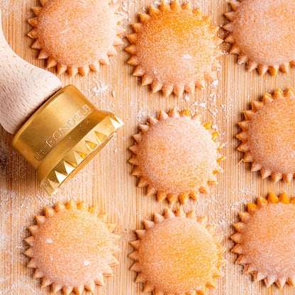 【パスタ製造ツール】LaGondola Ravioli Cutter Round Festooned - 3 festooned rounds 34/50/65