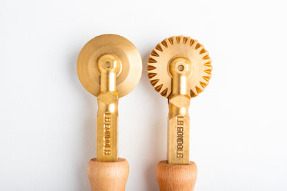 【パスタマシン】LaGondola Set of 1 Festooned Wheel and 1 Smooth Wheel