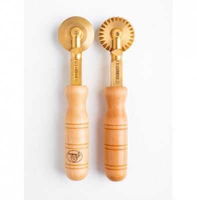 LaGondola Set of 1 Festooned Wheel and 1 Smooth Wheel - パスタマシン | BARISTA TOOLS