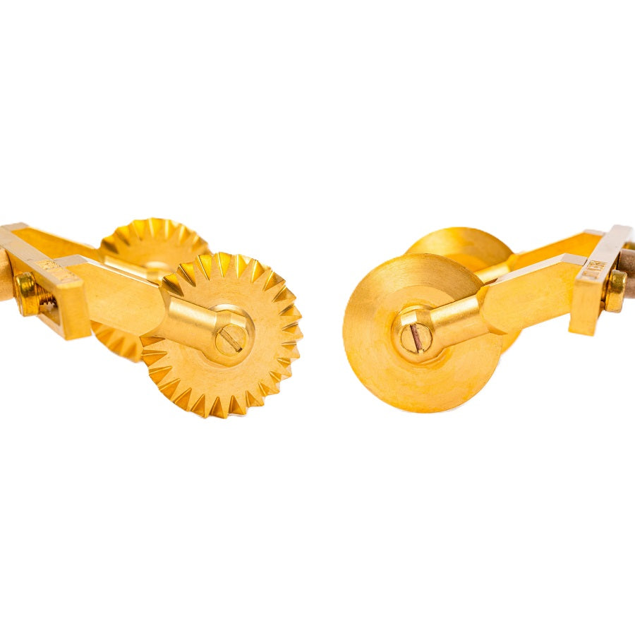 【パスタ製造ツール】LaGondola Set of 2 Double Adjustable Festooned /Smooth  Pasta Cutter Wheel - Aldo