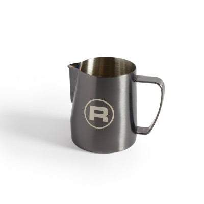 Rocket Espresso Rocket Competition Milk Jug 35cl Black Titanium - エスプレッソマシン用アクセサリー | BARISTA TOOLS